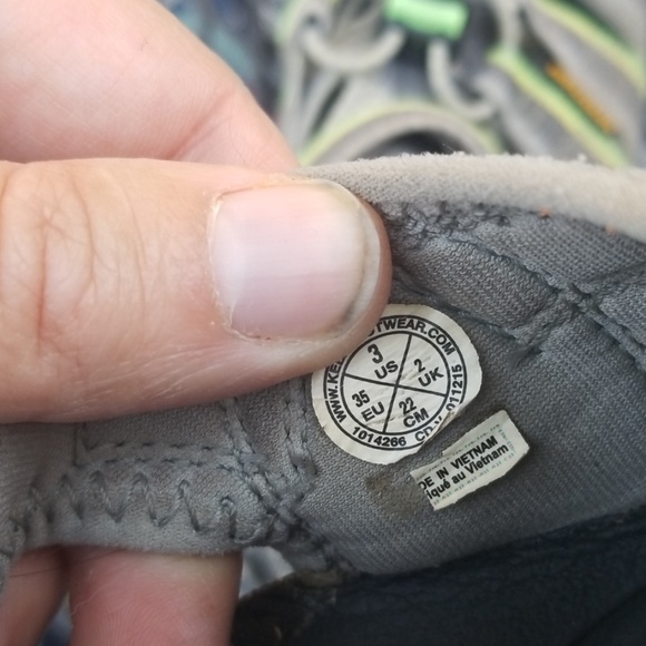 Big Boys Sz 3 Keens EUC - Picture 3 of 3